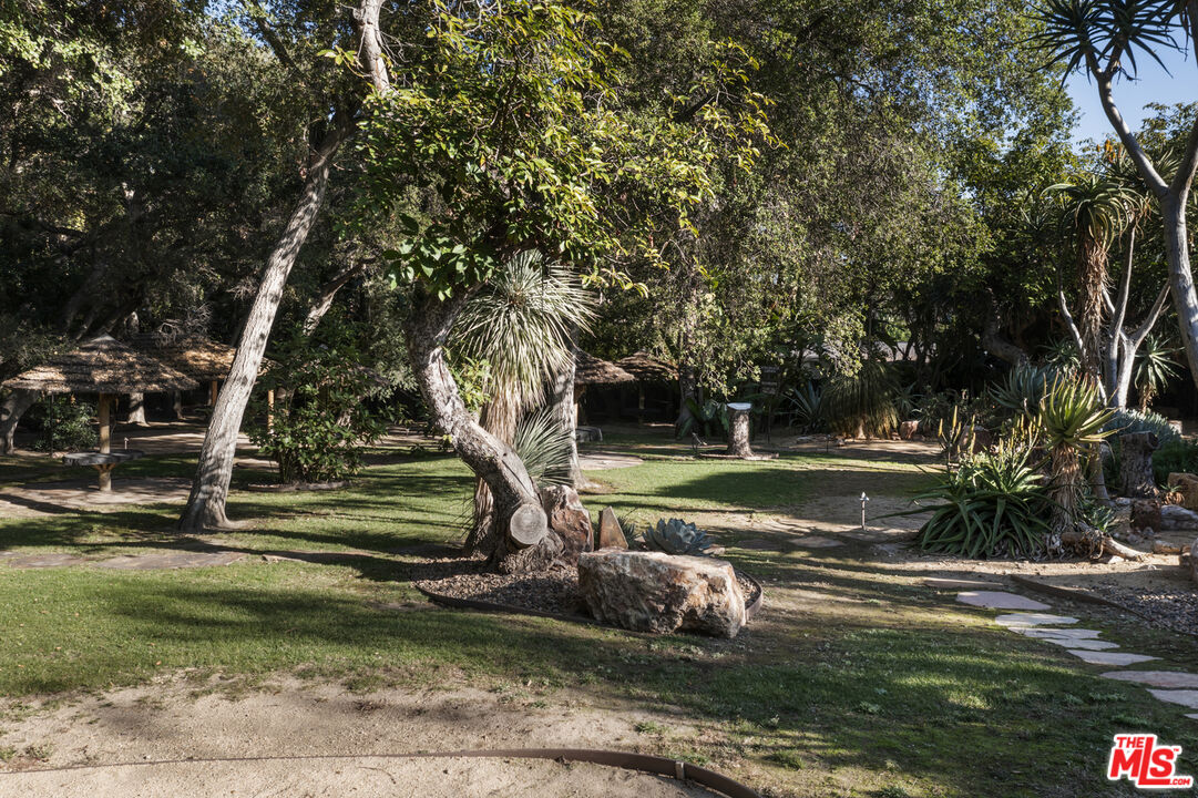 MLS #24-467259 image #2