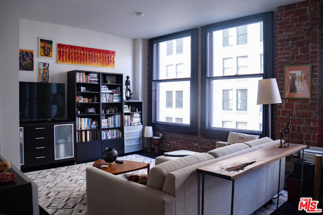 MLS #24-468953 image #5