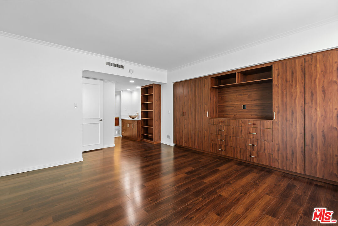 MLS #24-470551 image #11