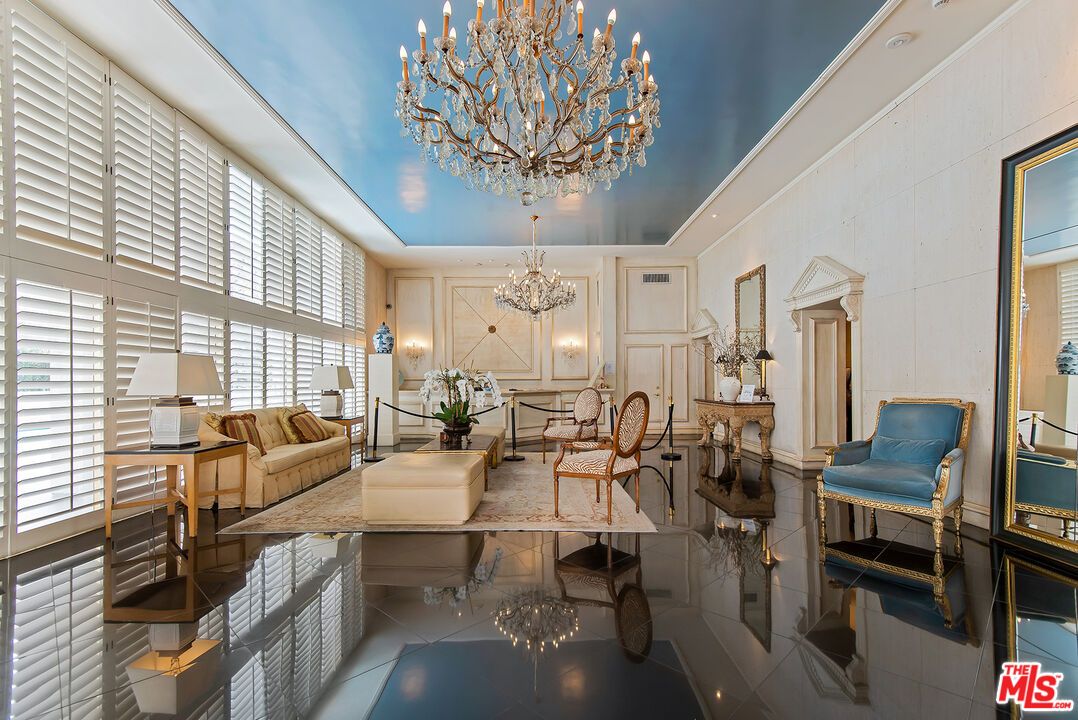 MLS #24-470551 image #1