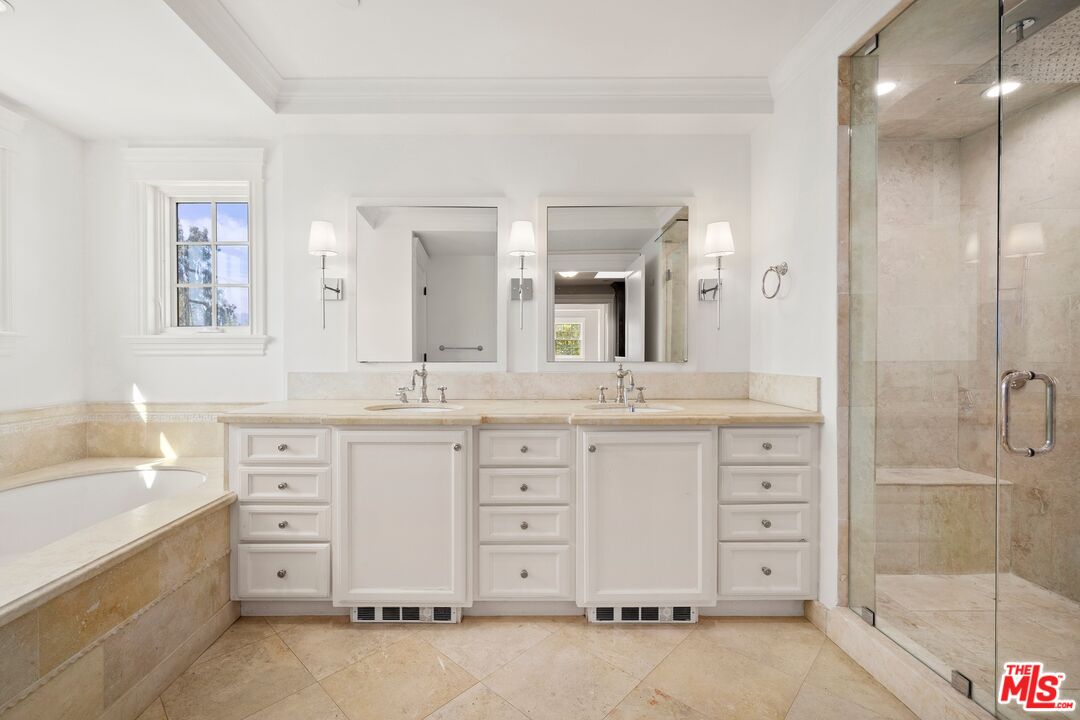 MLS #24-472175 image #35