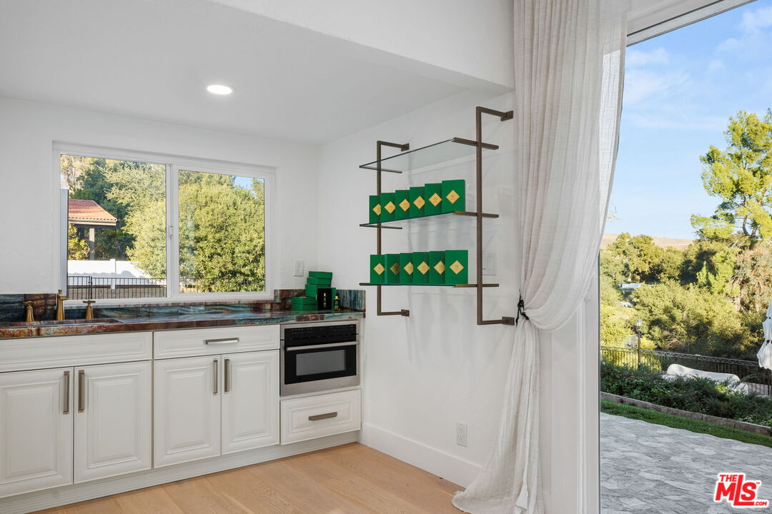 MLS #24-474635 image #12