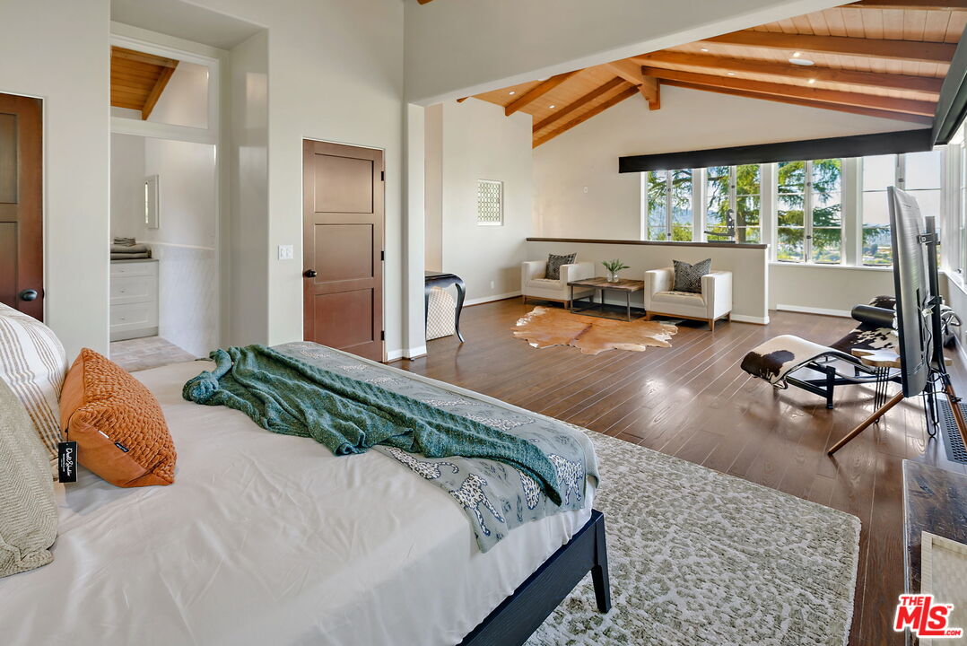 MLS #25-475669 image #24