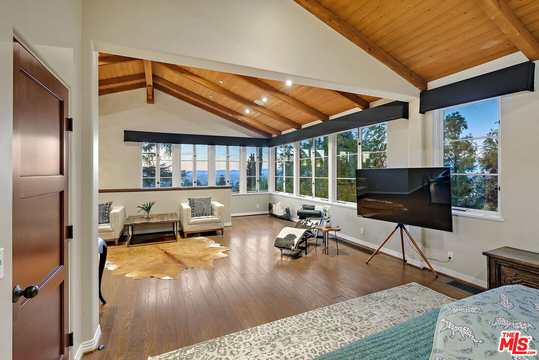 MLS #25-475669 image #25