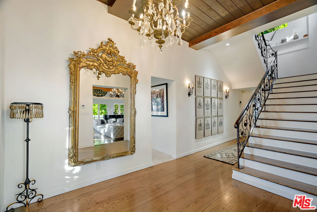 MLS #25-475669 image #33