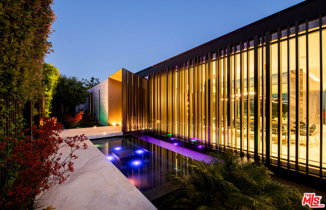 MLS #25-476043 image #4