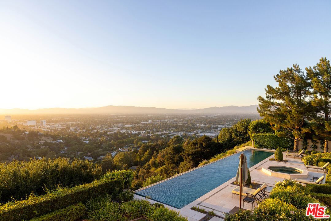 MLS #25-476773 image #18