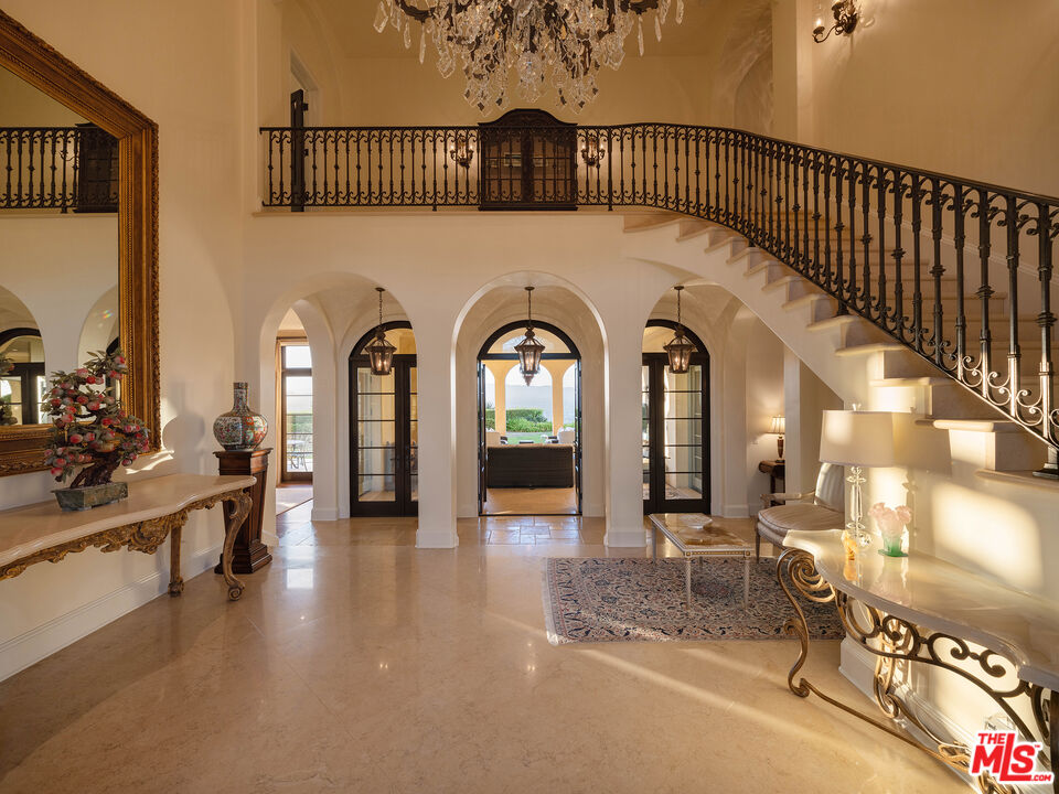 MLS #25-476773 image #3