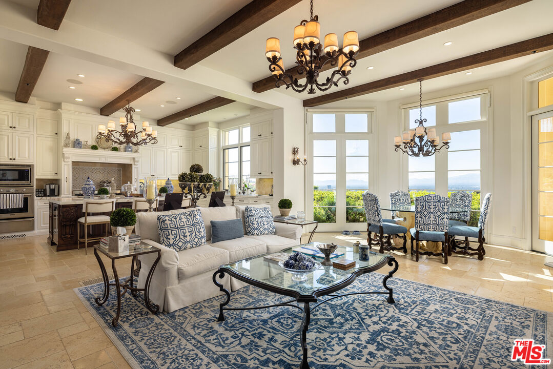 MLS #25-476773 image #8