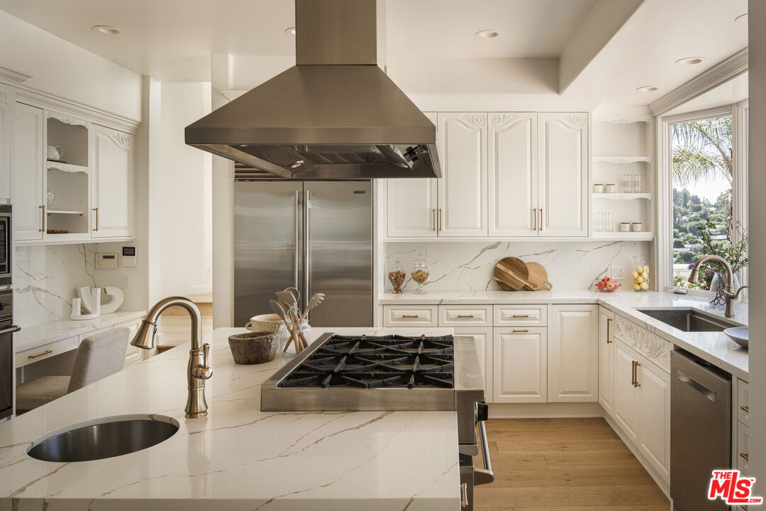 MLS #25-478069 image #10