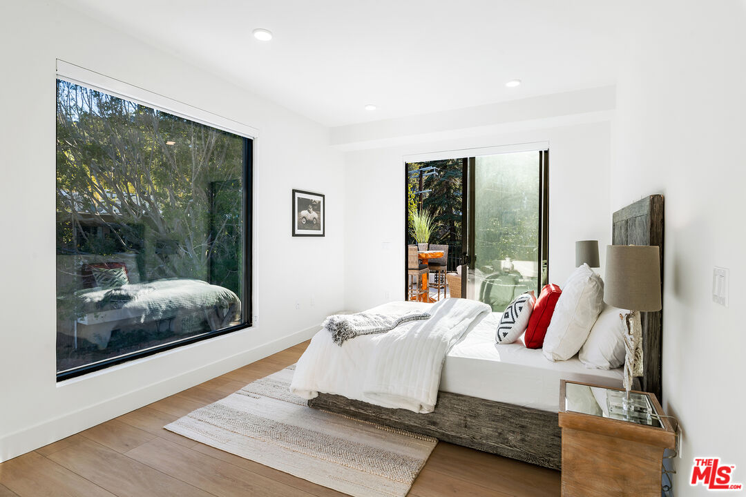 MLS #25-478155 image #13