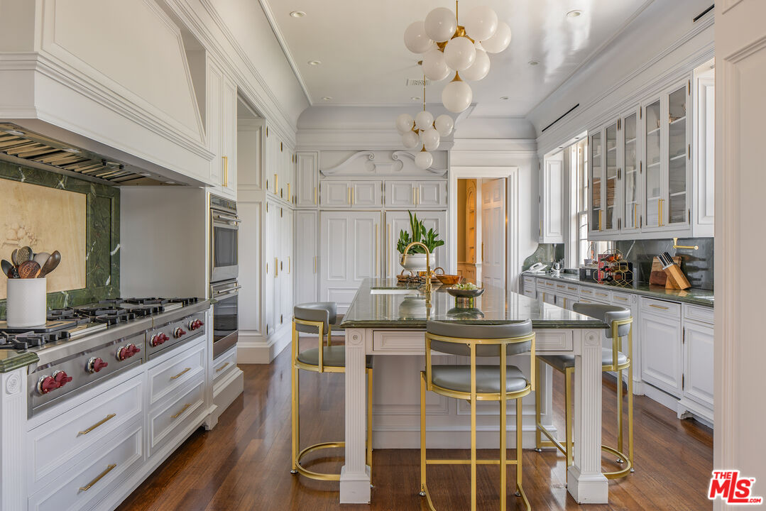 MLS #25-478441 image #13