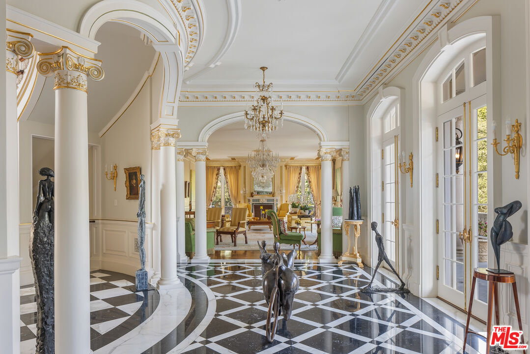 MLS #25-478441 image #14