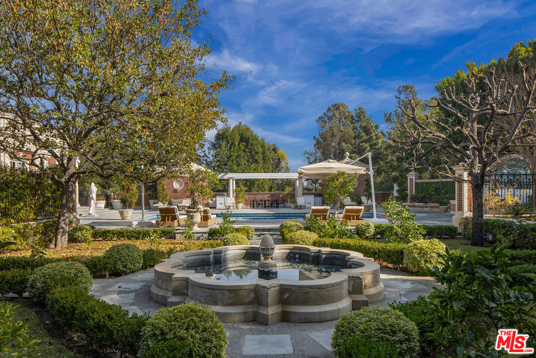 MLS #25-478441 image #18