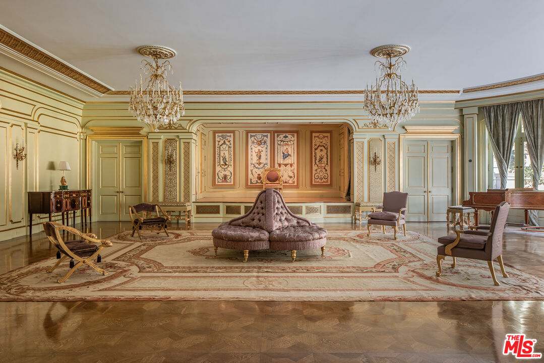 MLS #25-478441 image #33