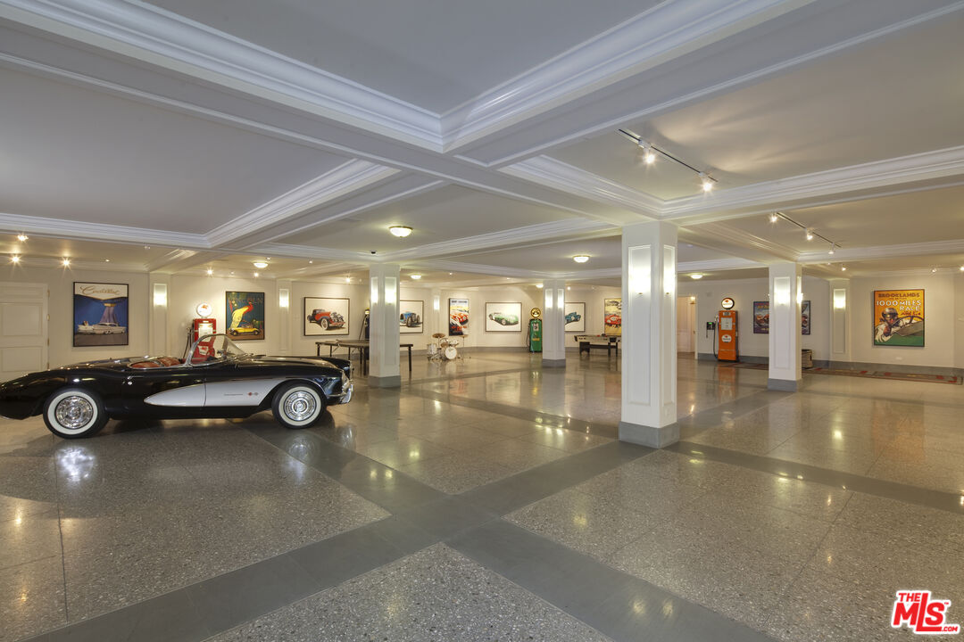 MLS #25-478441 image #36