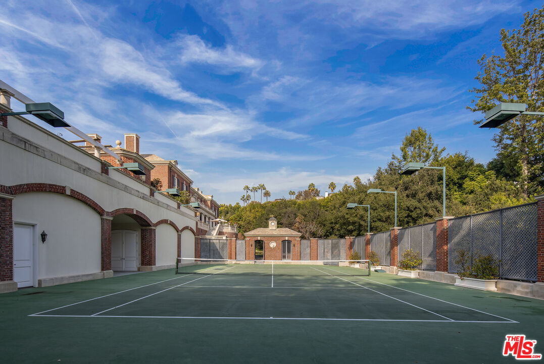 MLS #25-478441 image #38