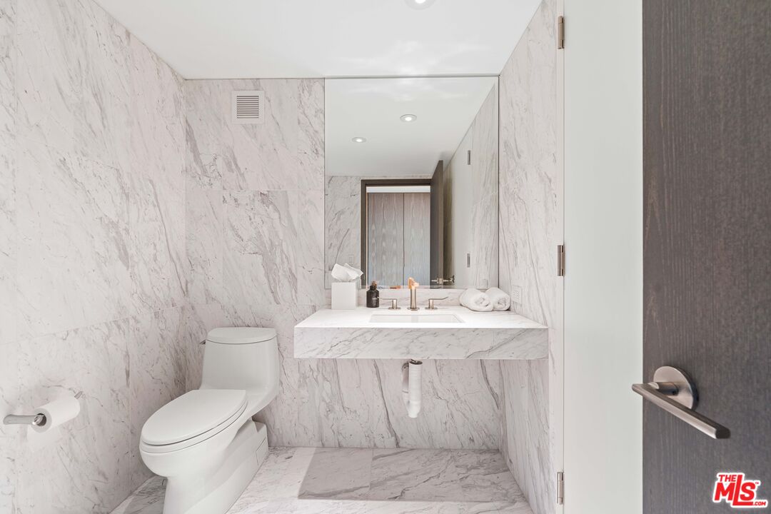 MLS #25-478783 image #12