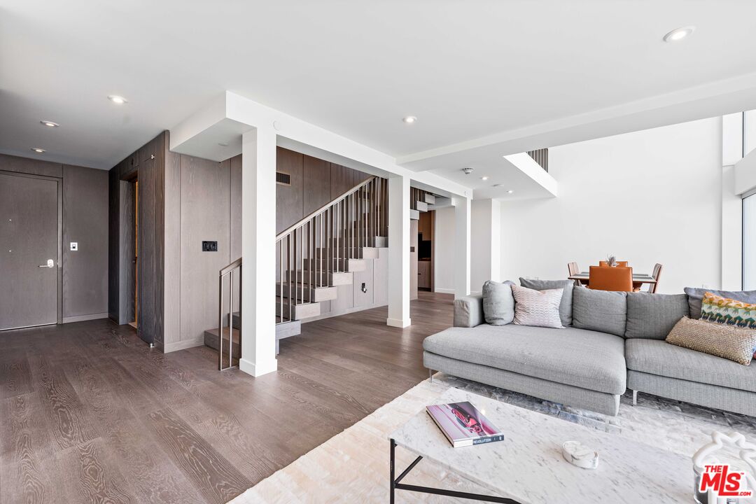 MLS #25-478783 image #6