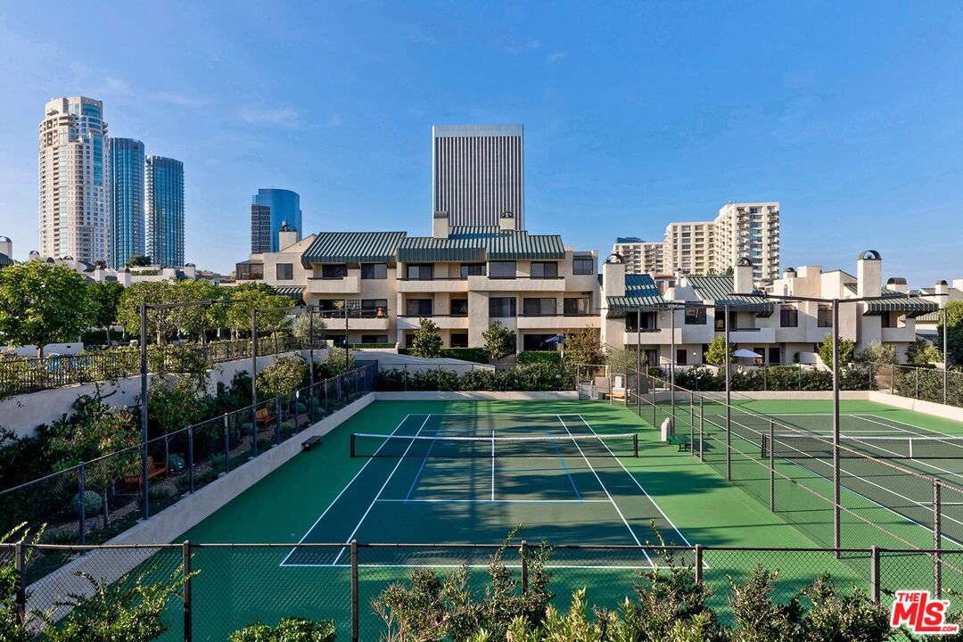 MLS #25-478821 image #15