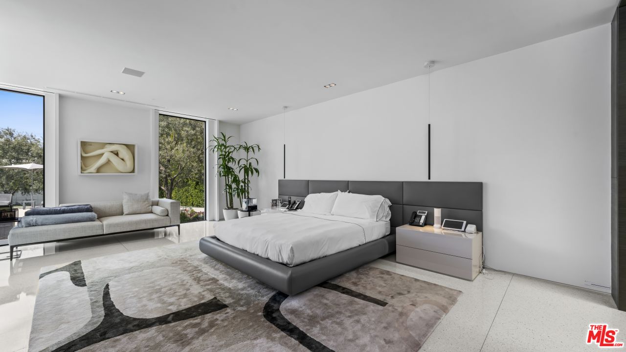 MLS #25-479313 image #21