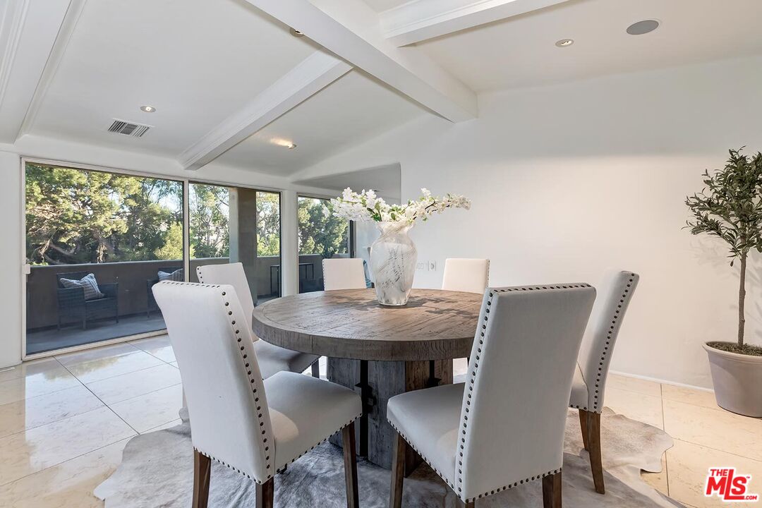 MLS #25-482035 image #15