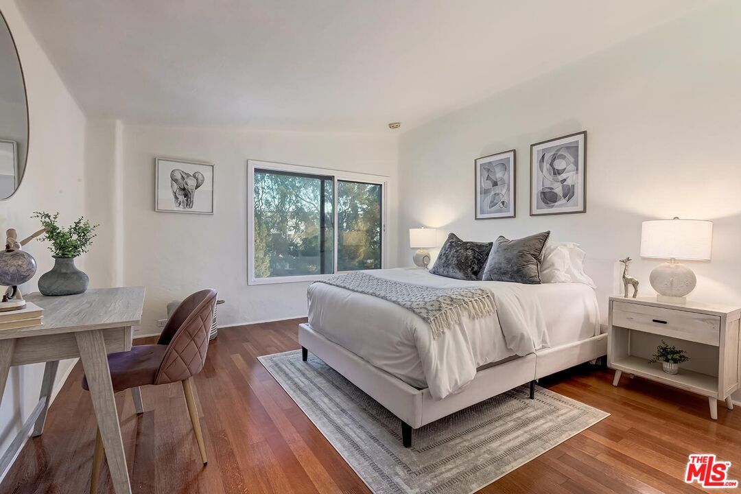 MLS #25-482035 image #23