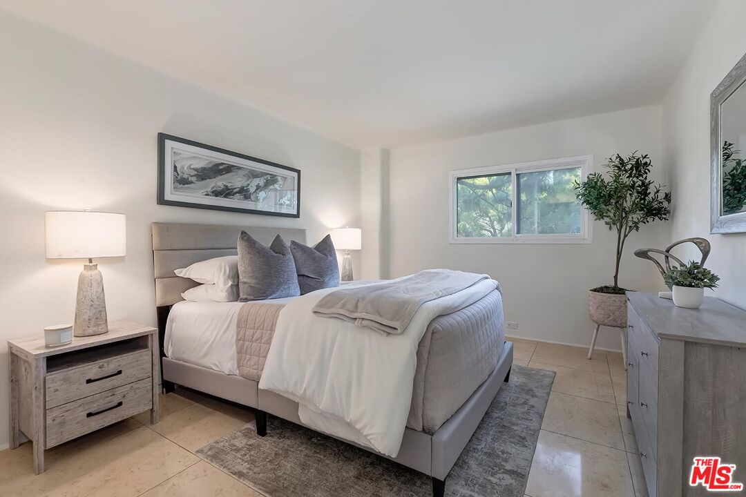 MLS #25-482035 image #25