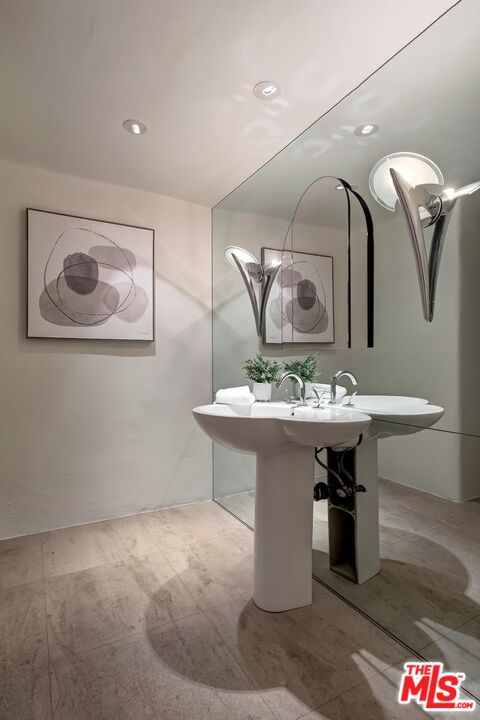 MLS #25-482035 image #27