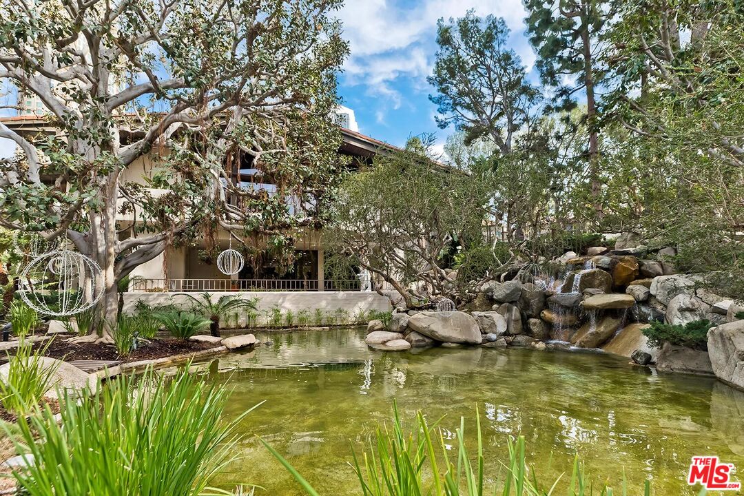 MLS #25-482035 image #33