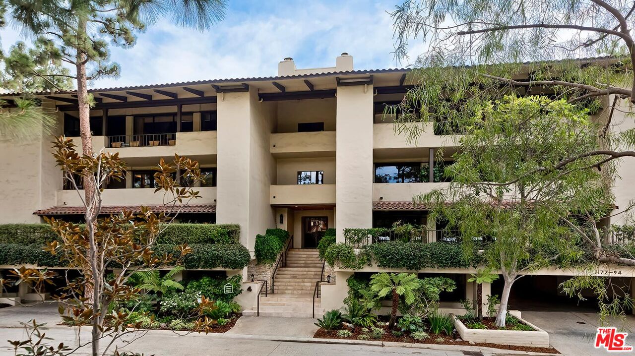 MLS #25-482035 image #34