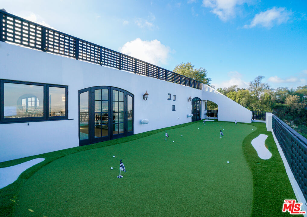 MLS #25-482391 image #21