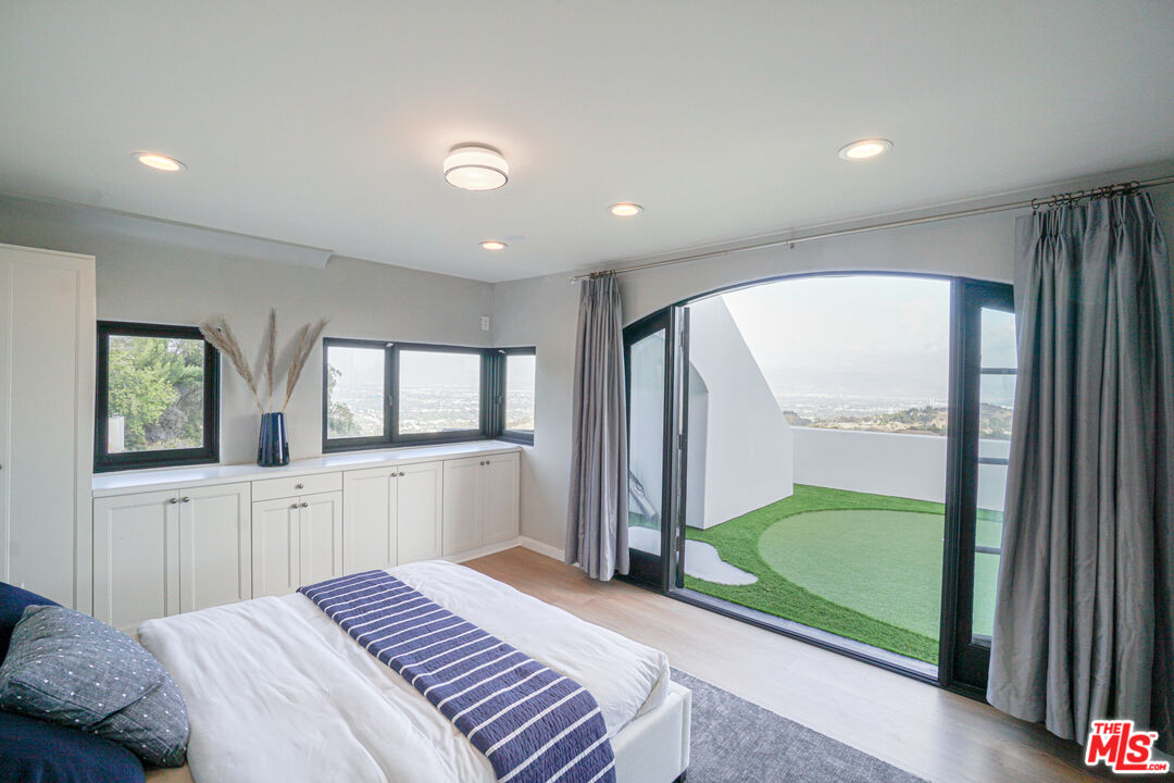 MLS #25-482391 image #31