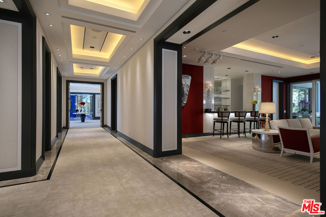 MLS #25-482497 image #3