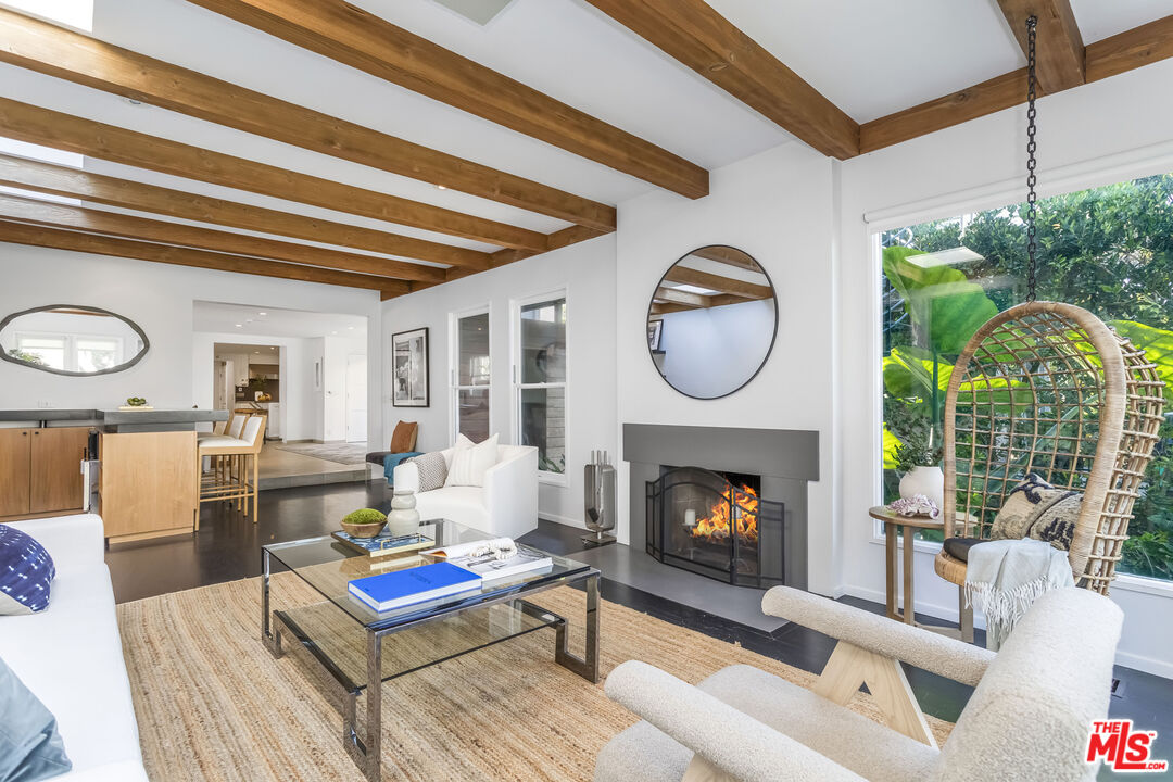 MLS #25-482509 image #12