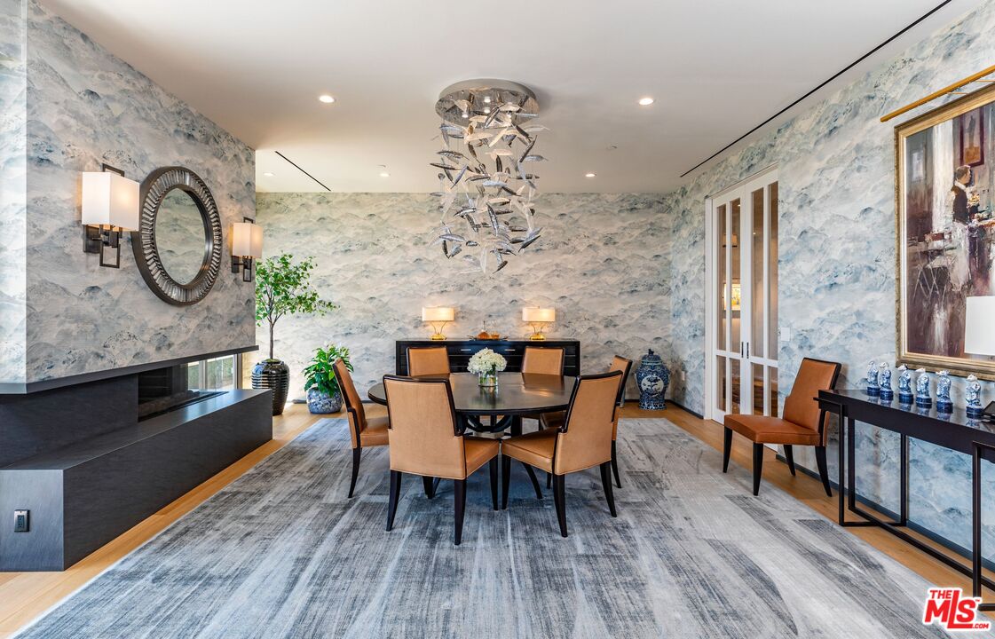 MLS #25-484447 image #10