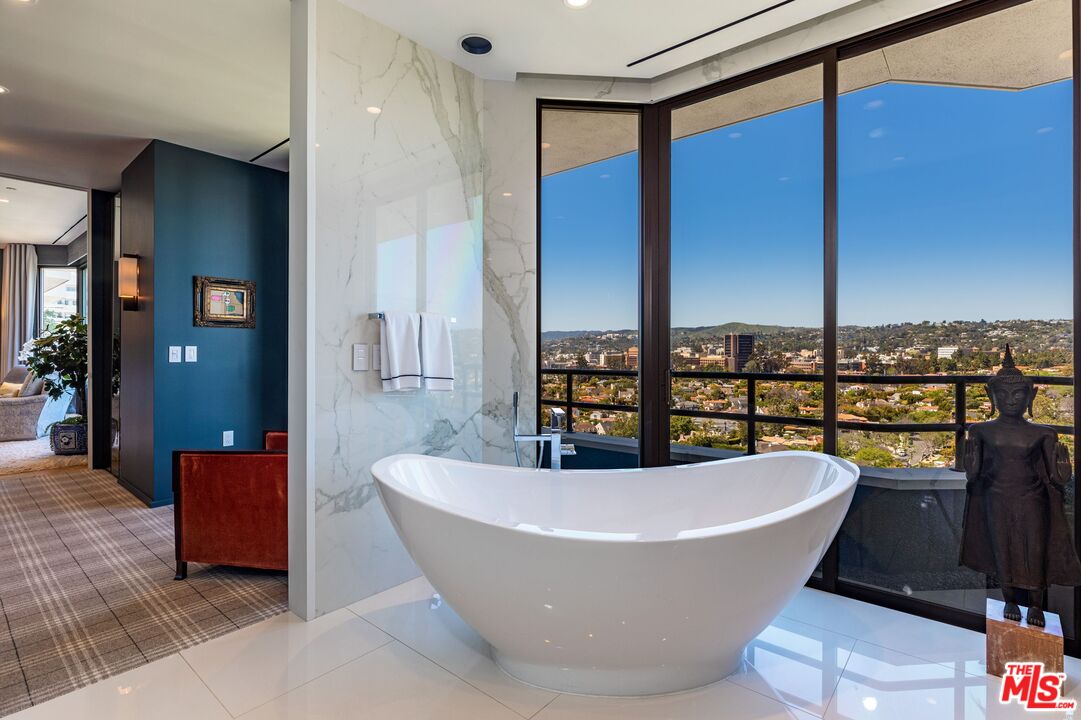 MLS #25-484447 image #26