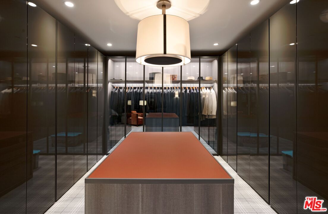 MLS #25-484447 image #28