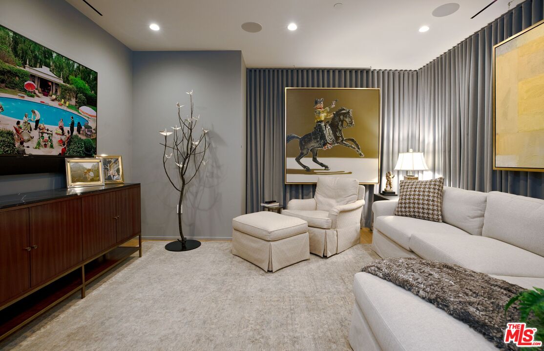 MLS #25-484447 image #34