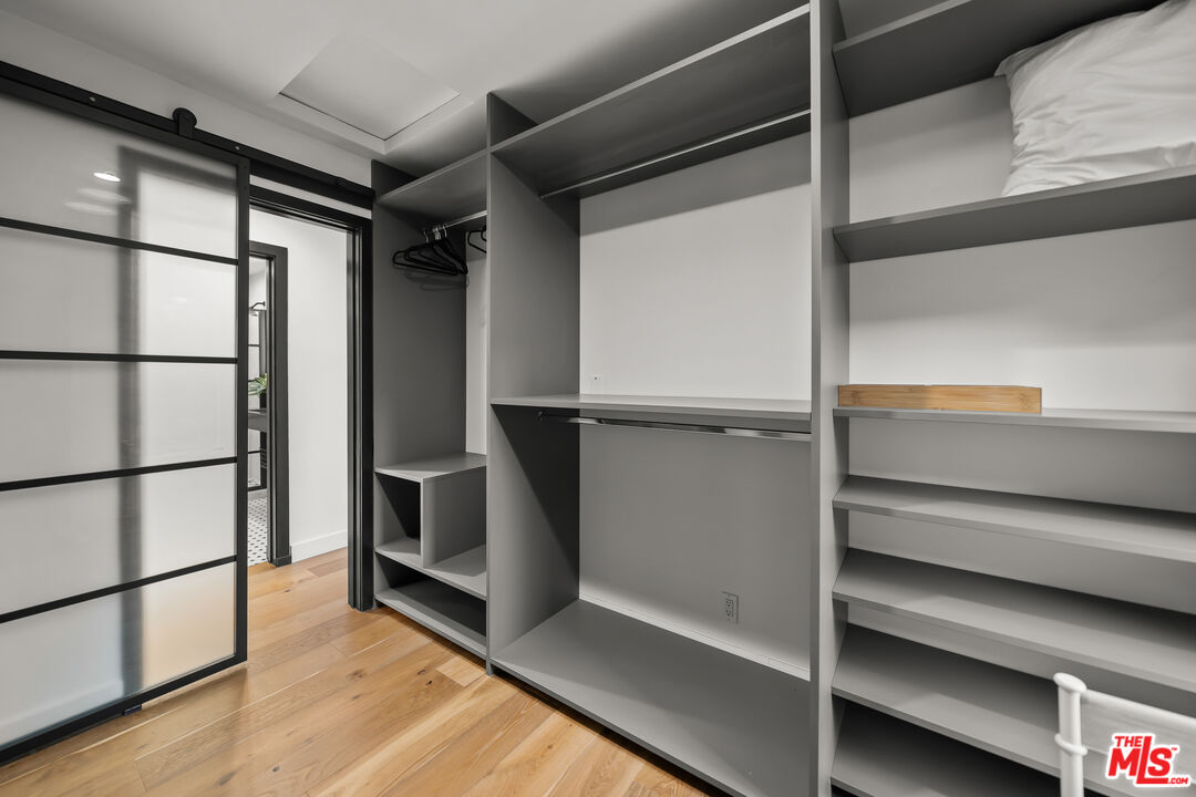 MLS #25-485385 image #29