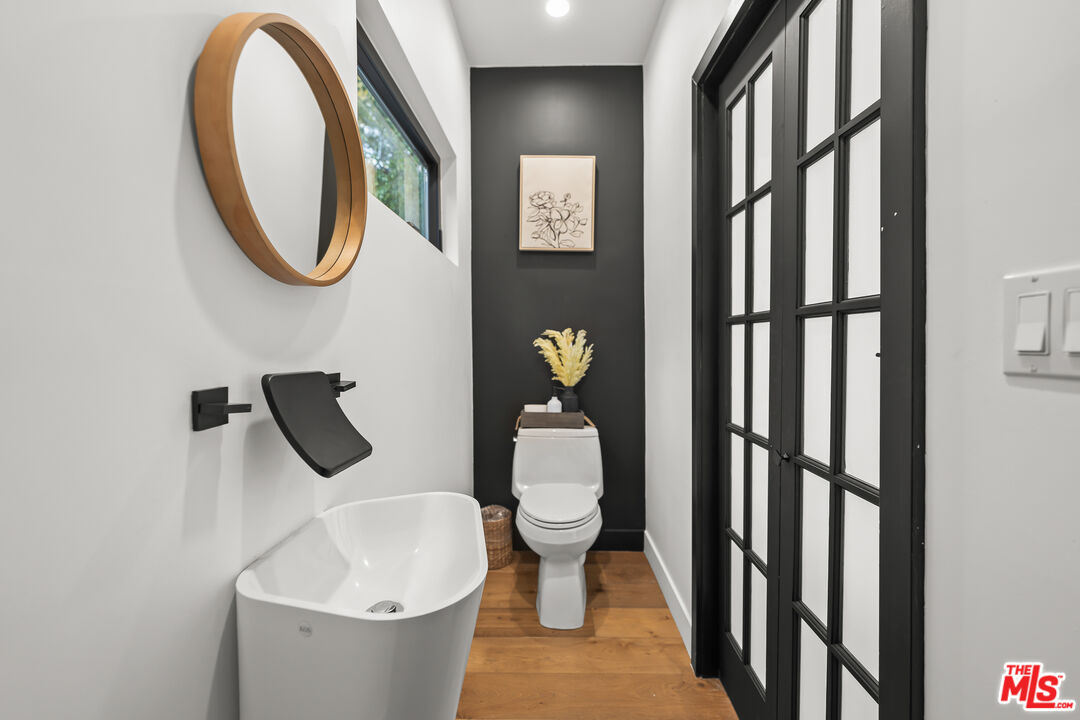 MLS #25-485385 image #40