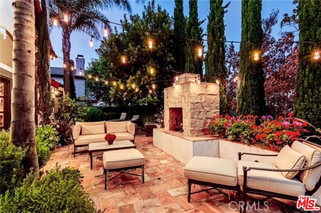 MLS #25-485413 image #21