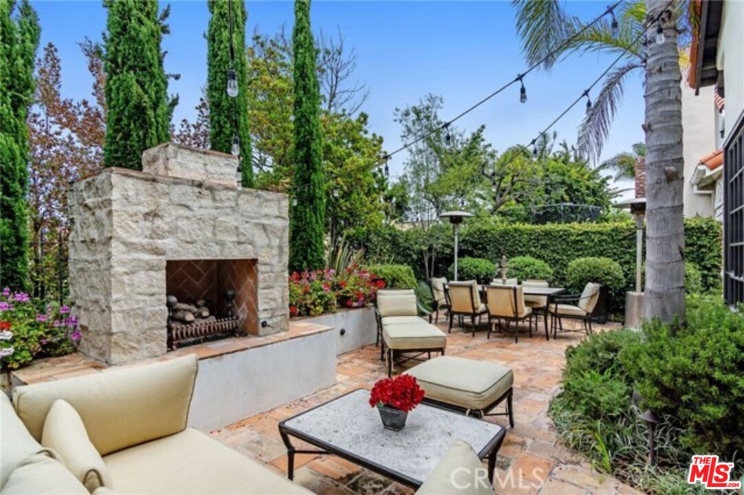 MLS #25-485413 image #23