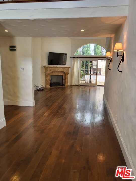 MLS #25-485413 image #25