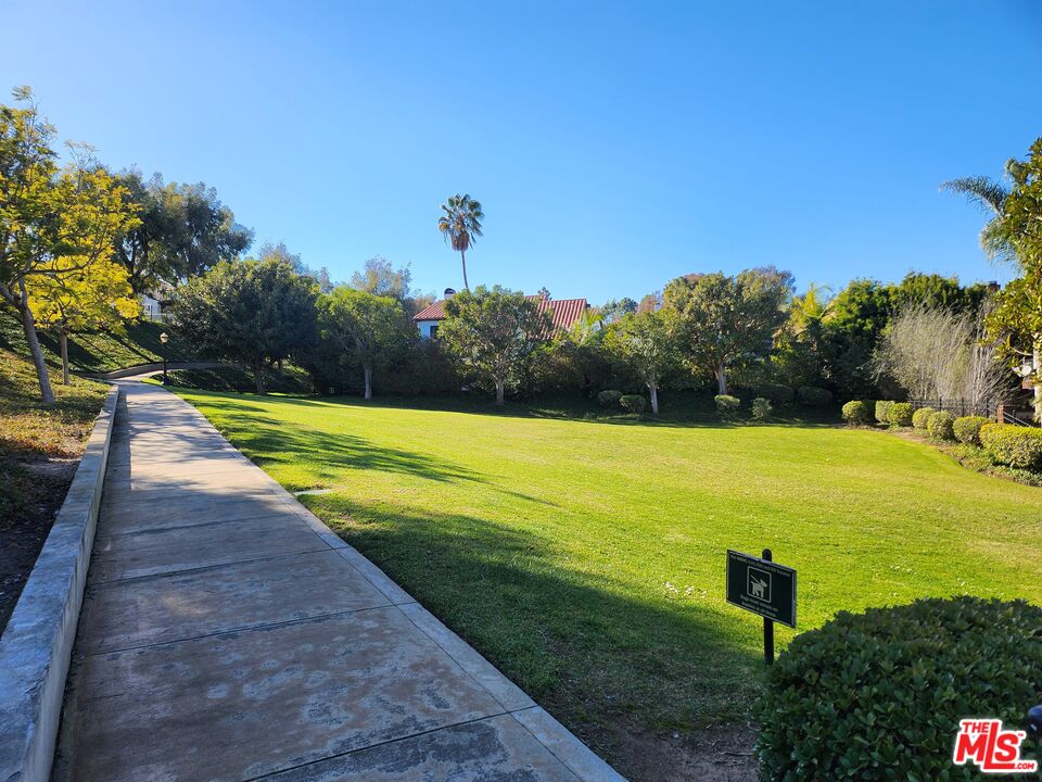 MLS #25-485413 image #31