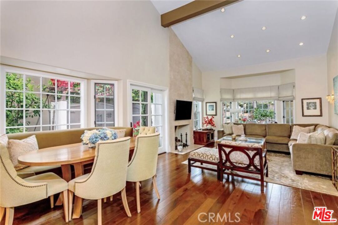 MLS #25-485413 image #7