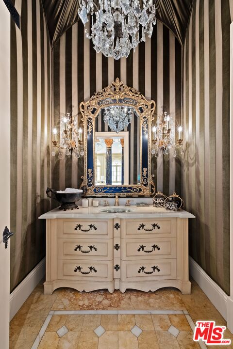 MLS #25-486213 image #16