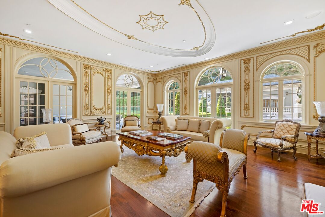 MLS #25-486213 image #5