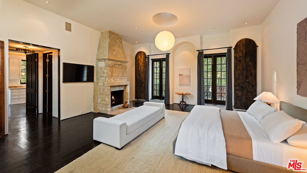 MLS #25-486291 image #7