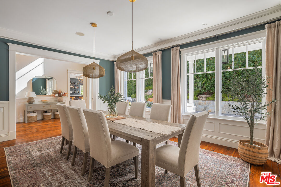 MLS #25-487333 image #10